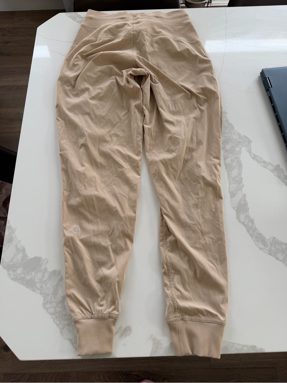 Women Lululemon Dance Studio Joggers size 4